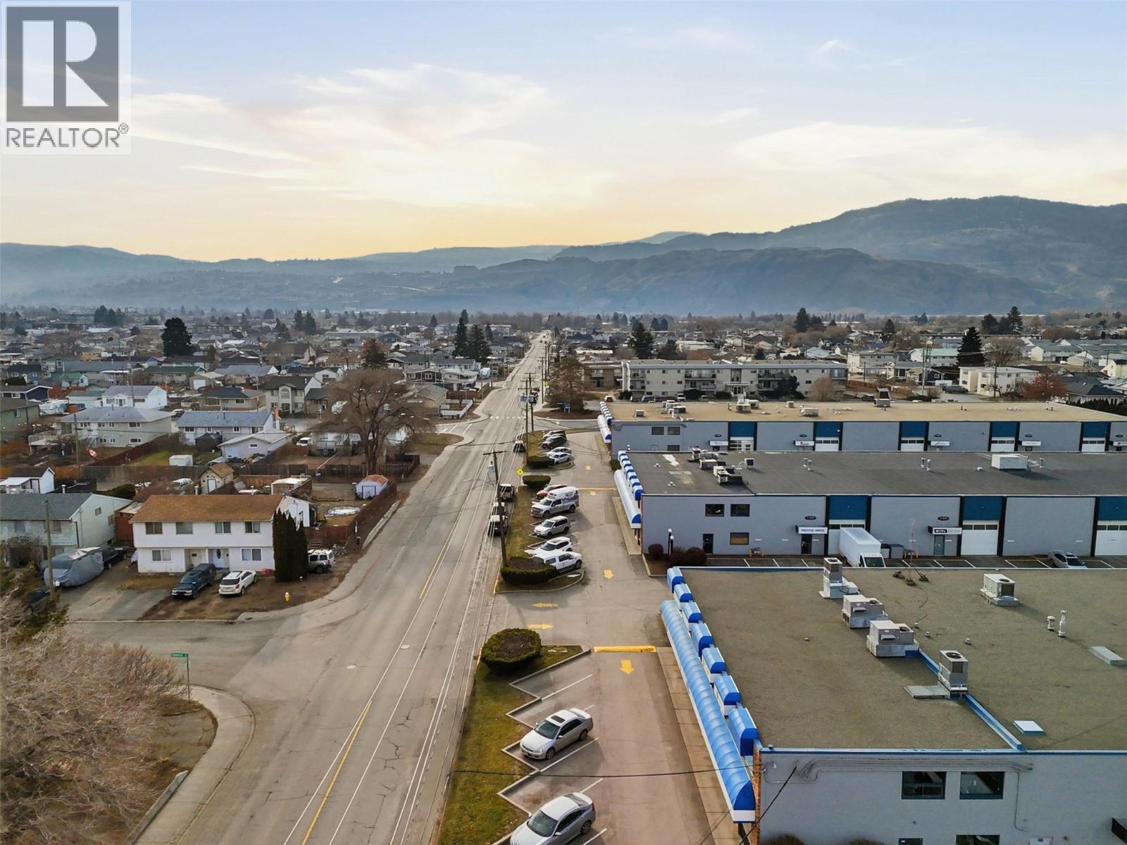 201 1139 12th Street, Kamloops