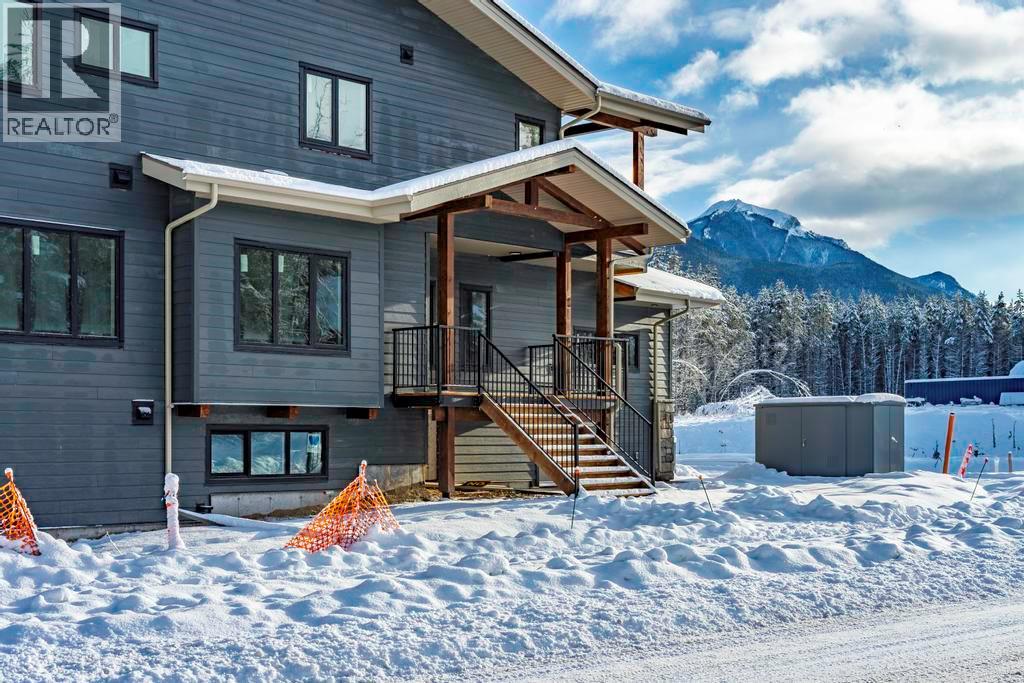 1444 Granite Drive Unit# 1 - Photo 5 of 87, Golden, British Columbia