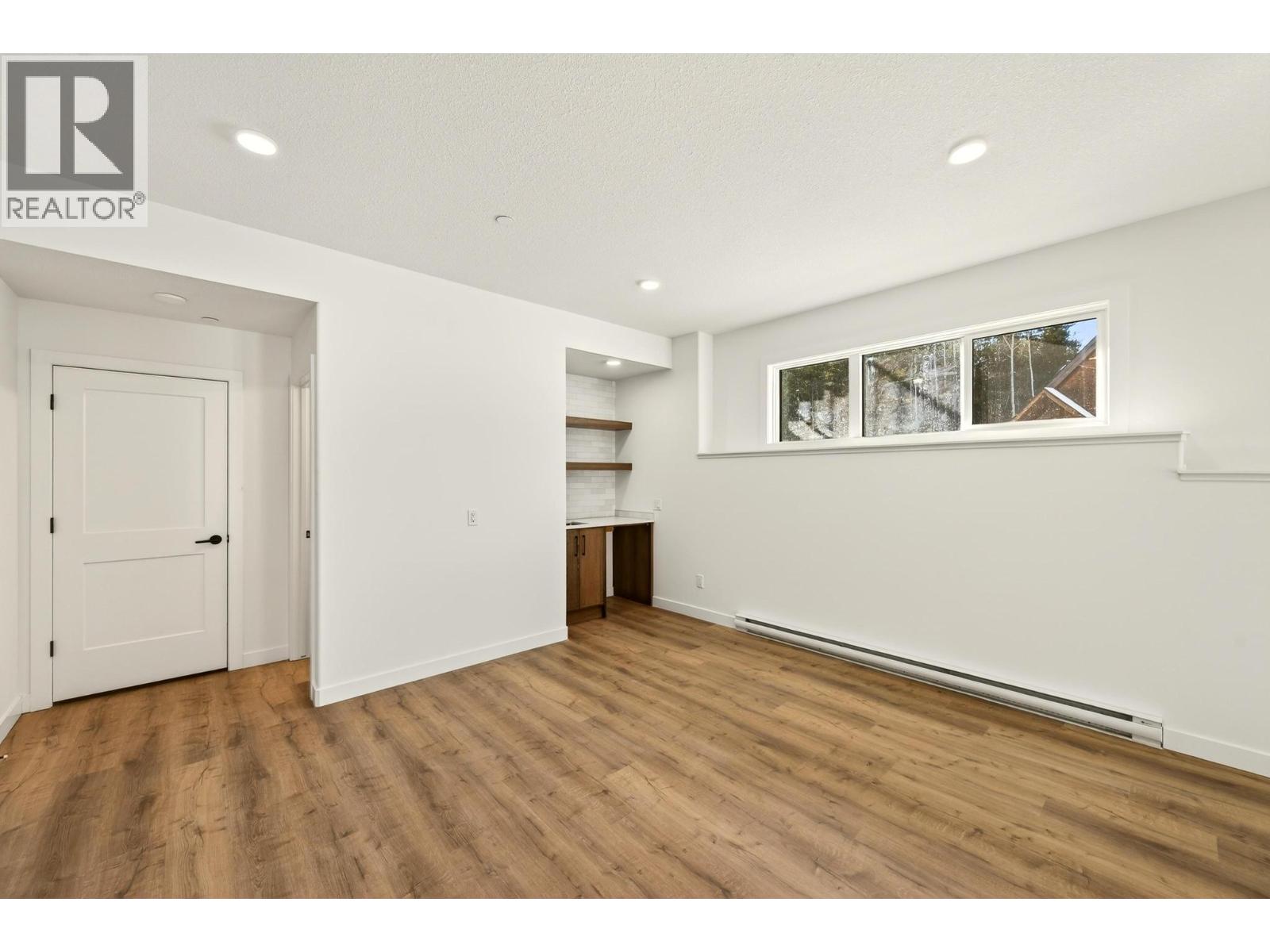 #1 1444 GRANITE DRIVE - 64