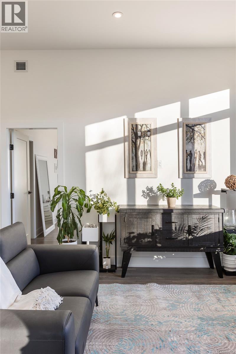 102 1110 Samar Cres, Langford