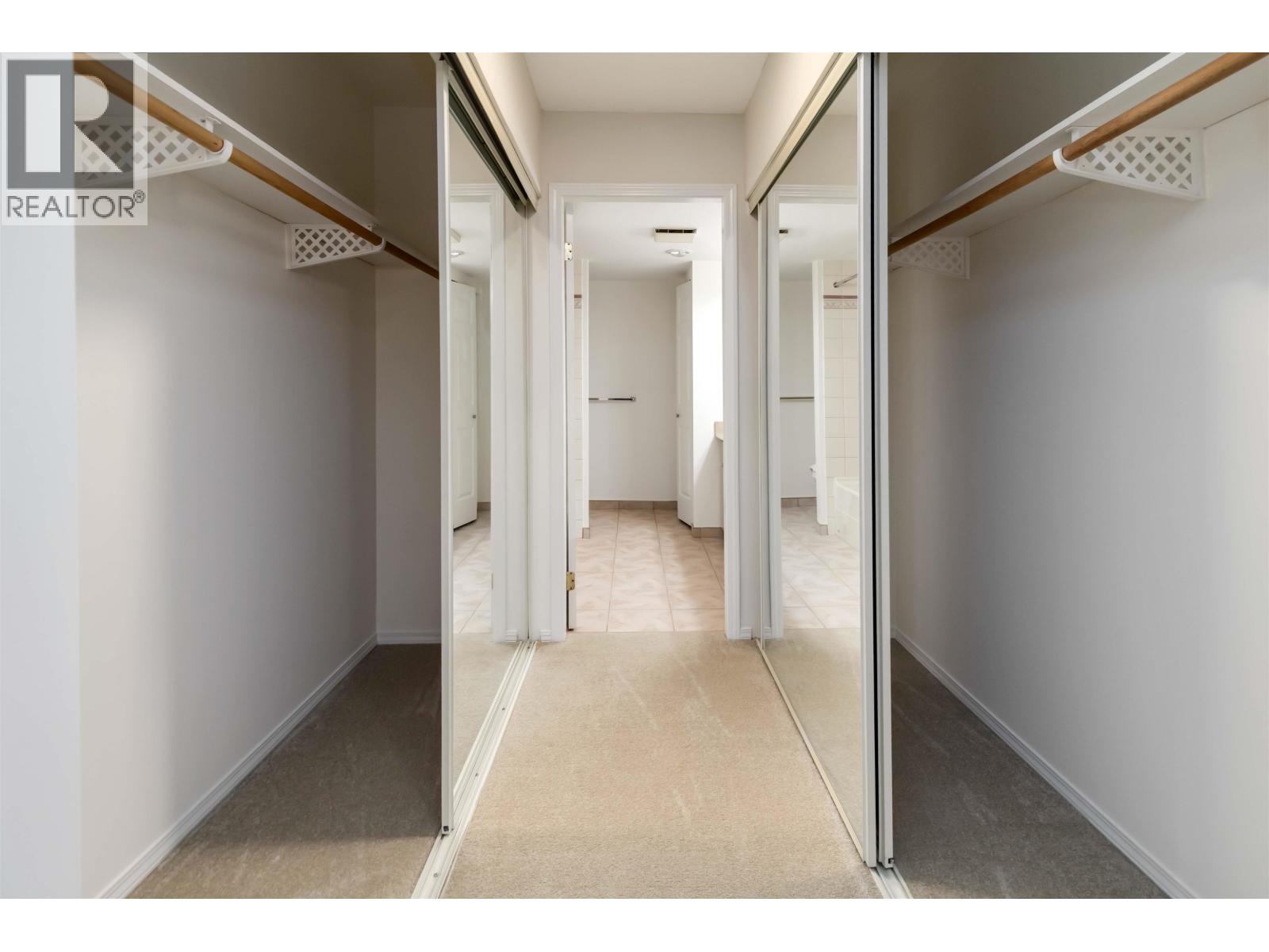 102 1230 QUAYSIDE DRIVE, New Westminster