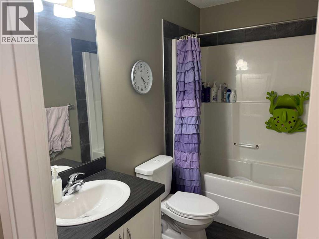 413 River Avenue, Cochrane