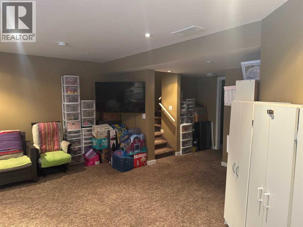 413 River Avenue, Cochrane