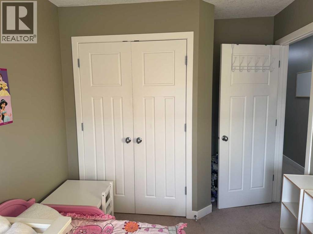 413 River Avenue, Cochrane