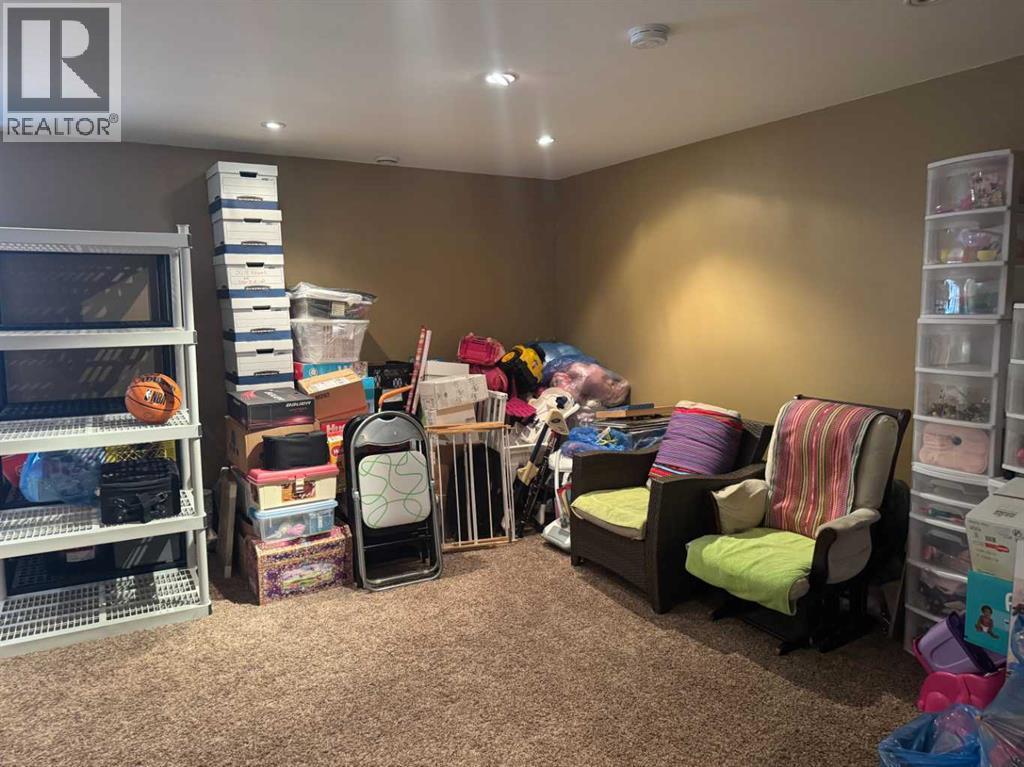 413 River Avenue, Cochrane