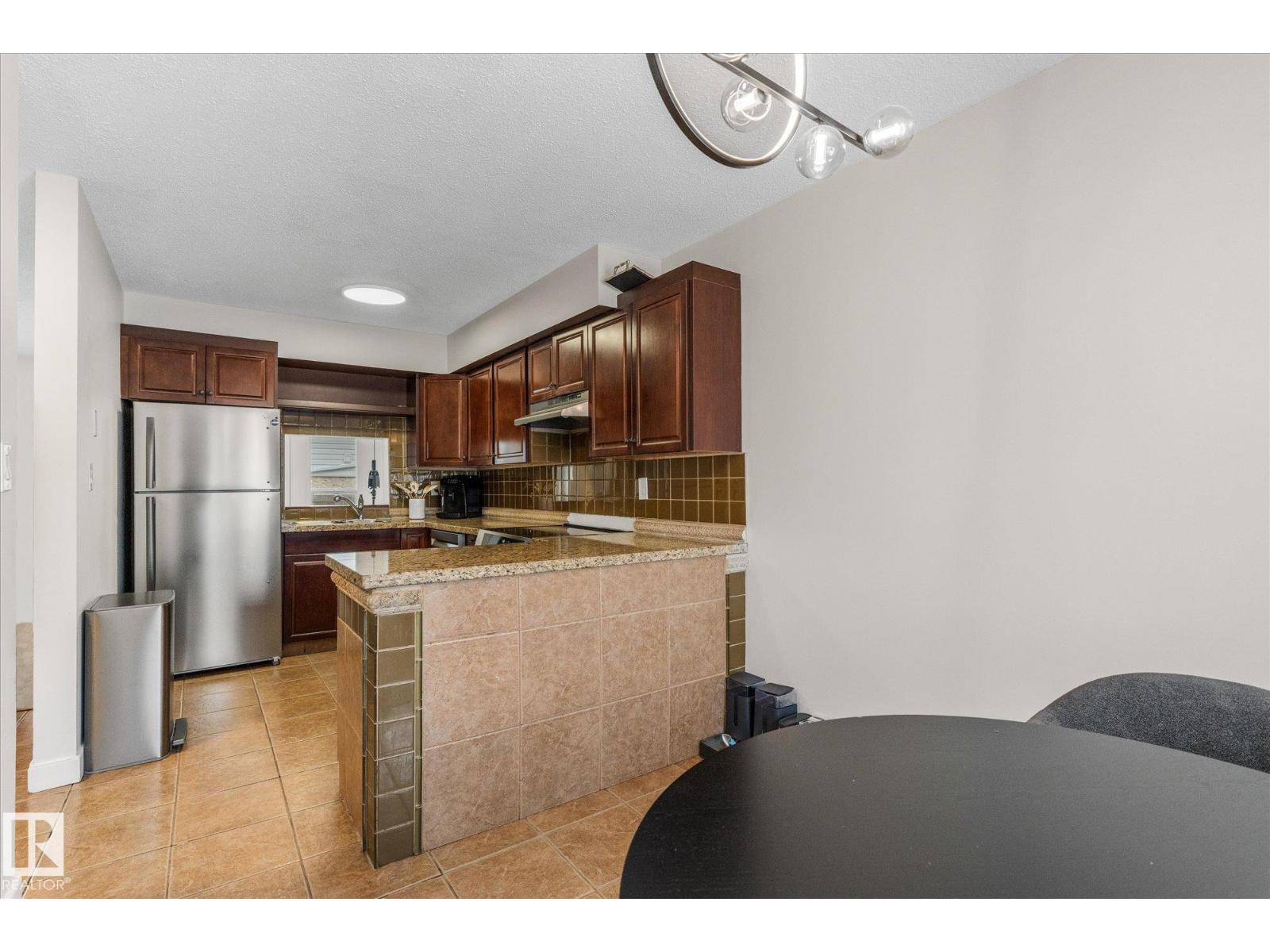 289 Grandin Village, St. Albert