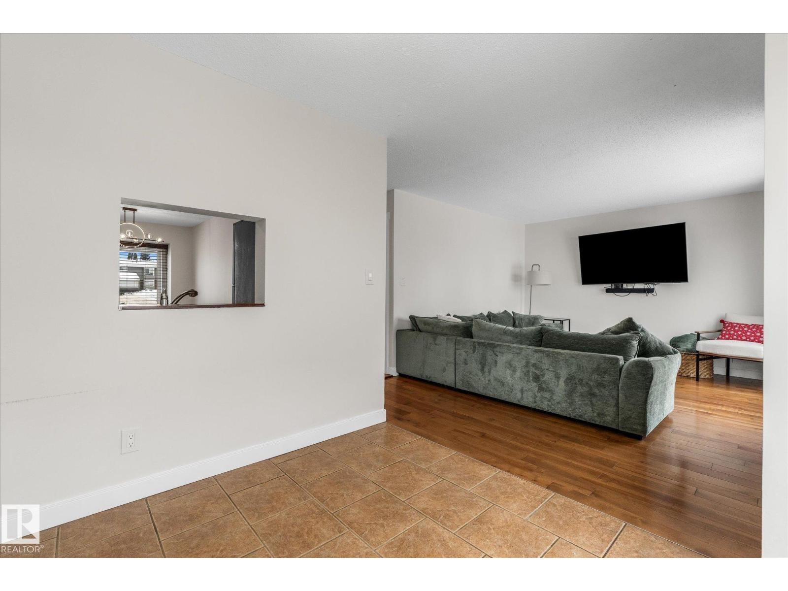 289 Grandin Village, St. Albert