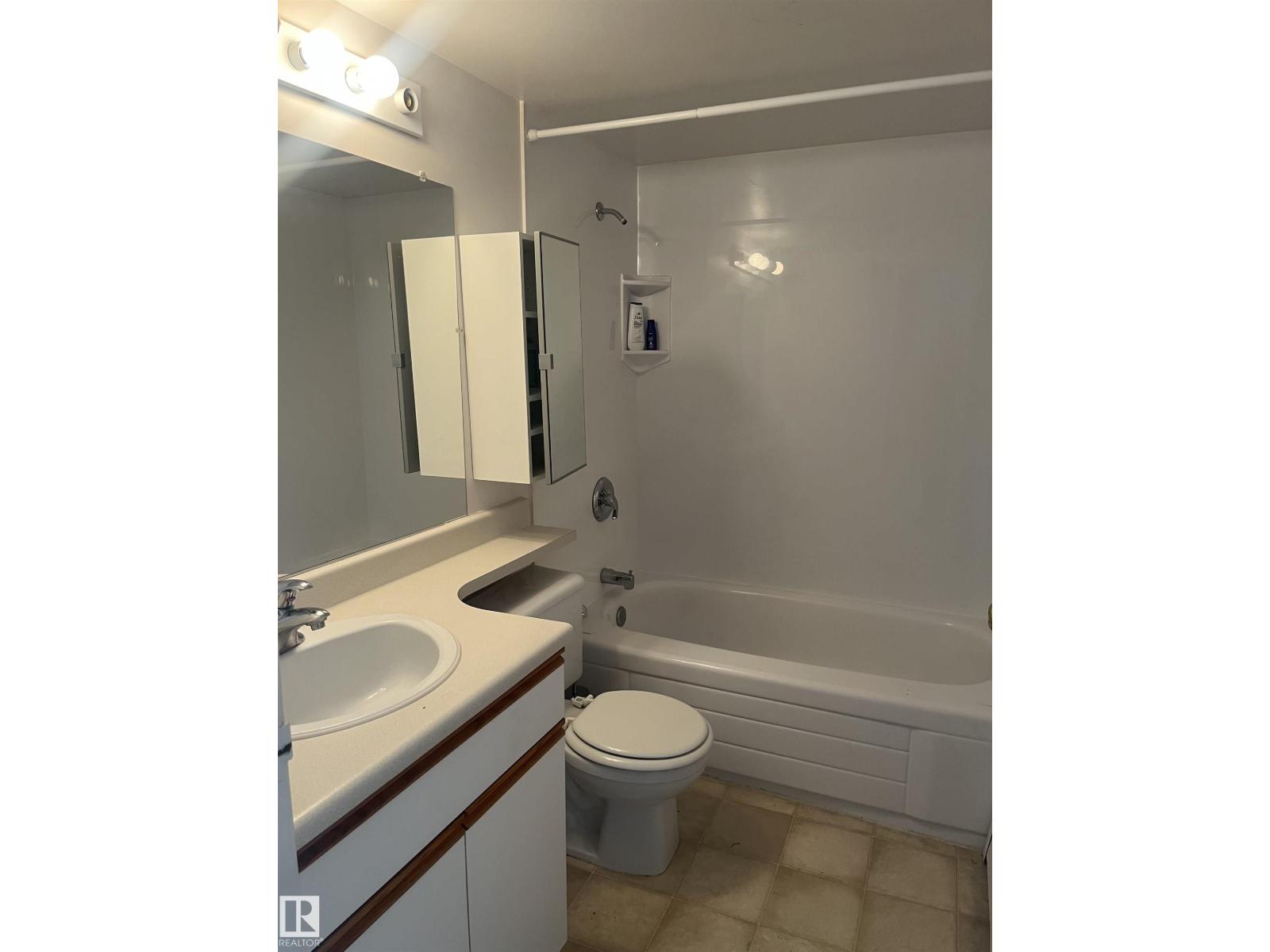 
          1504 10150 117 Street NW
            <br/>
            <span>Edmonton</span>
            , 
            <span>AB</span>
             <span>T5K2J2</span>
        