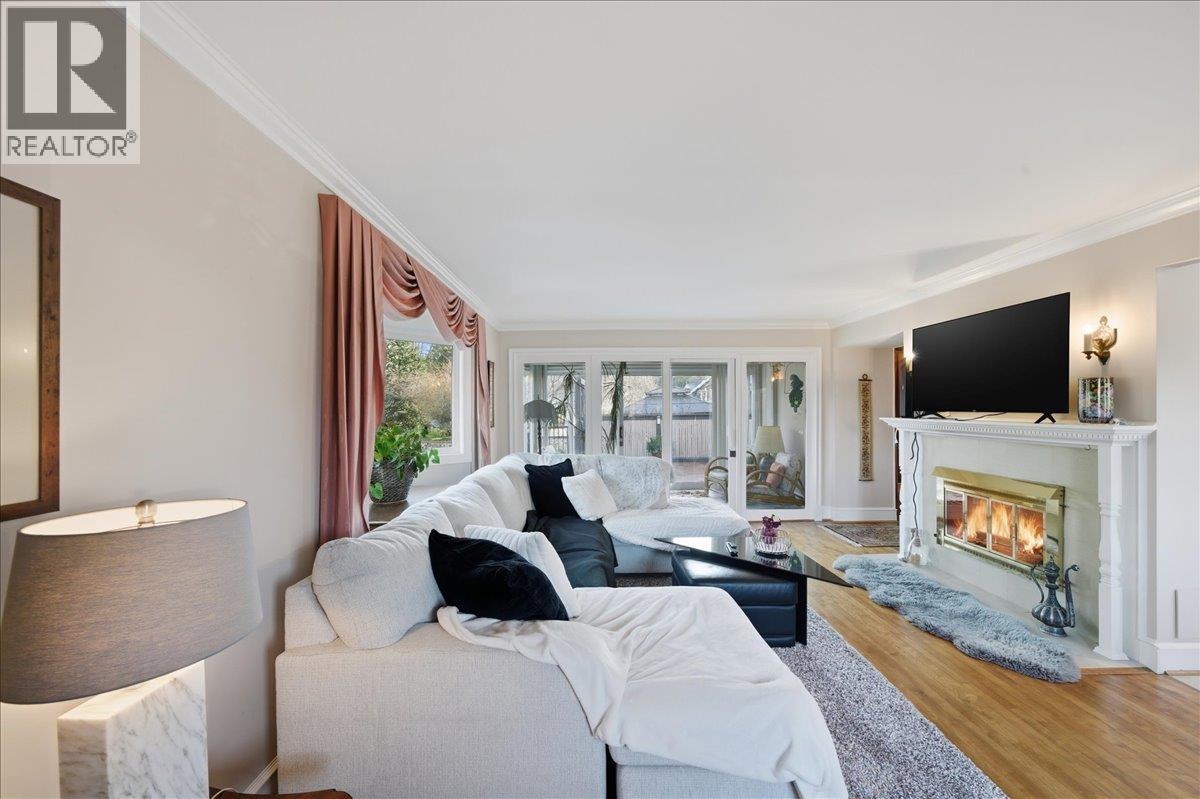 488 GLENBROOK STREET, New Westminster