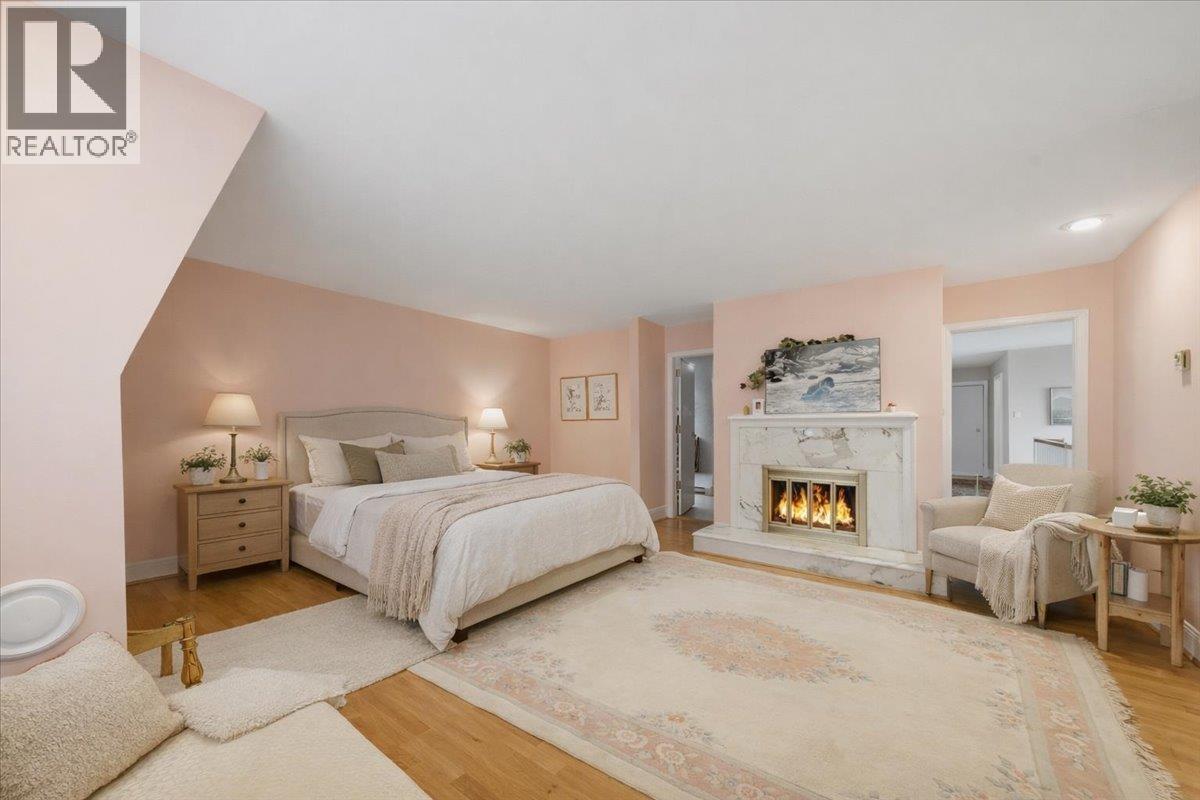 488 GLENBROOK STREET, New Westminster