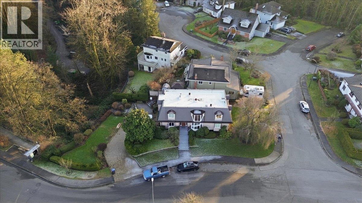 488 GLENBROOK STREET, New Westminster