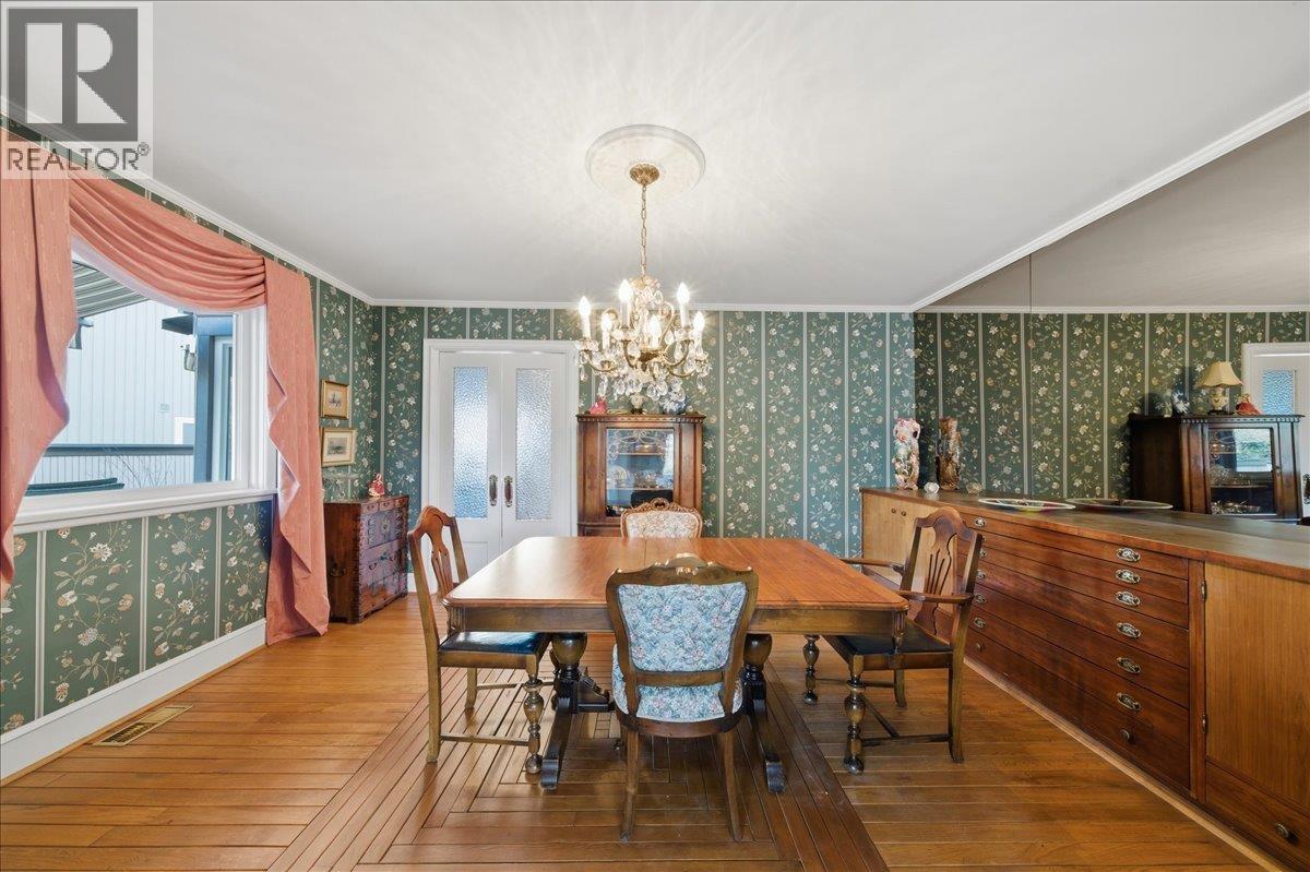 488 GLENBROOK STREET, New Westminster