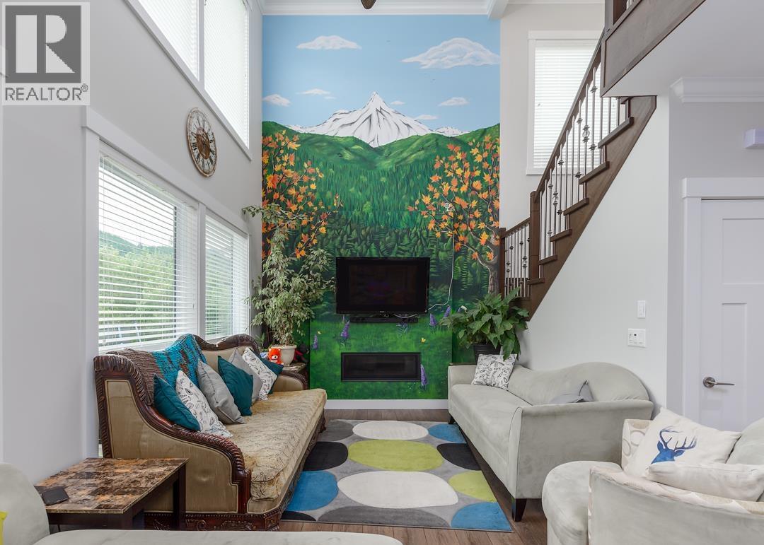 39188 CARDINAL DRIVE, Squamish