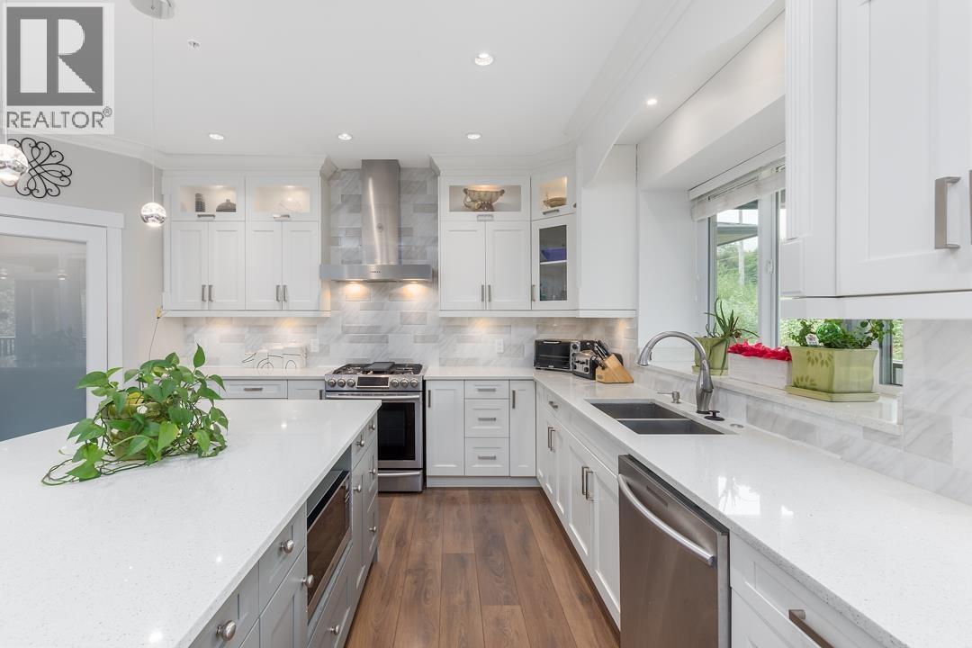 39188 CARDINAL DRIVE, Squamish