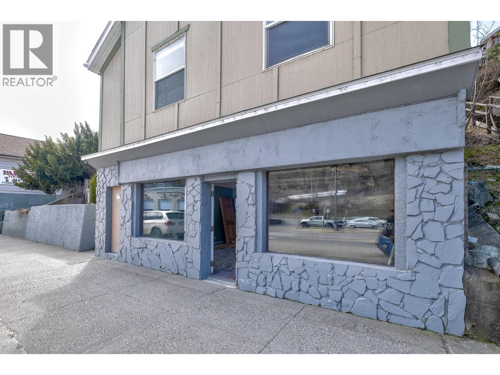 792 Rossland Avenue, Trail