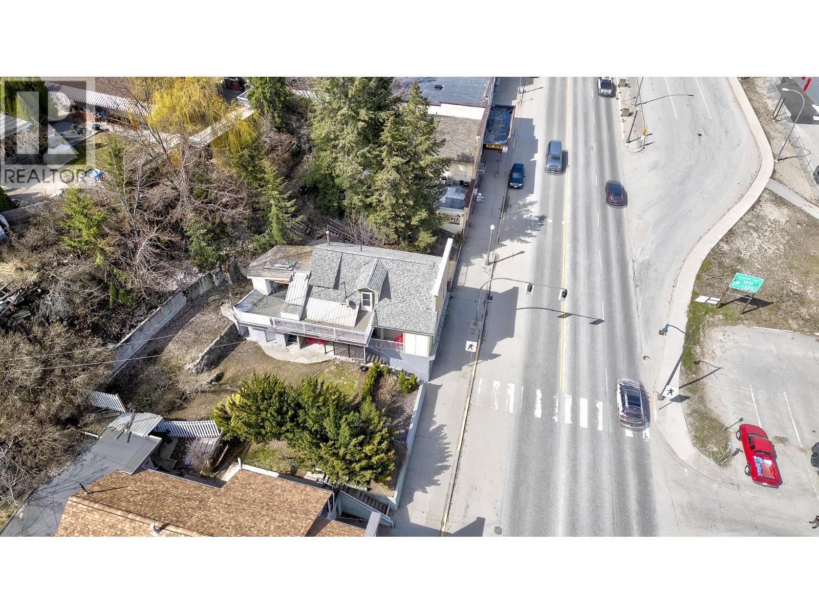 792 Rossland Avenue, Trail