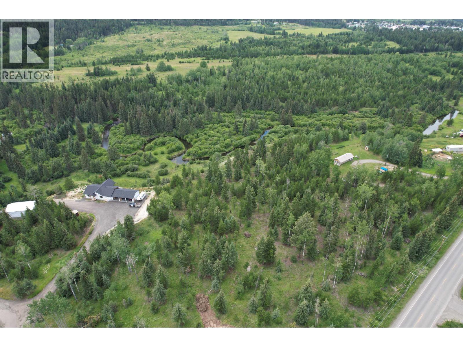 5680 HORSE LAKE ROAD, 100 Mile House