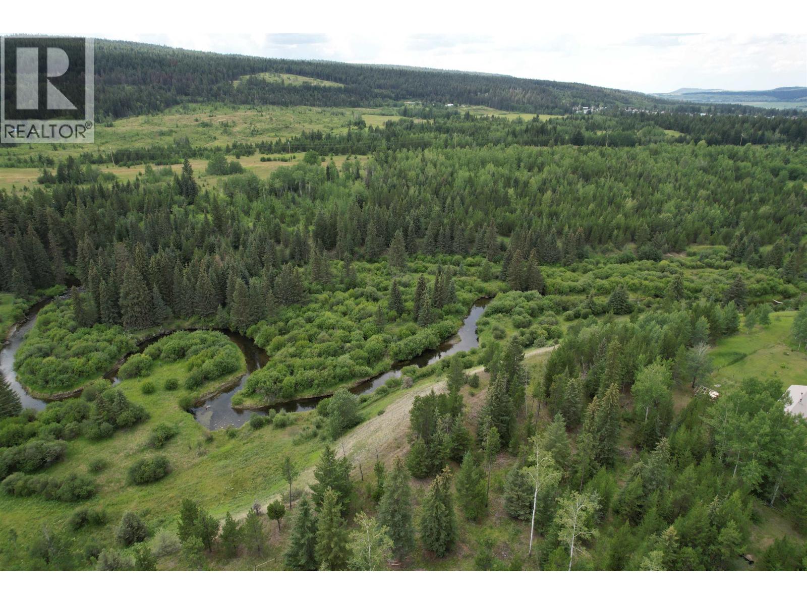 5680 HORSE LAKE ROAD, 100 Mile House