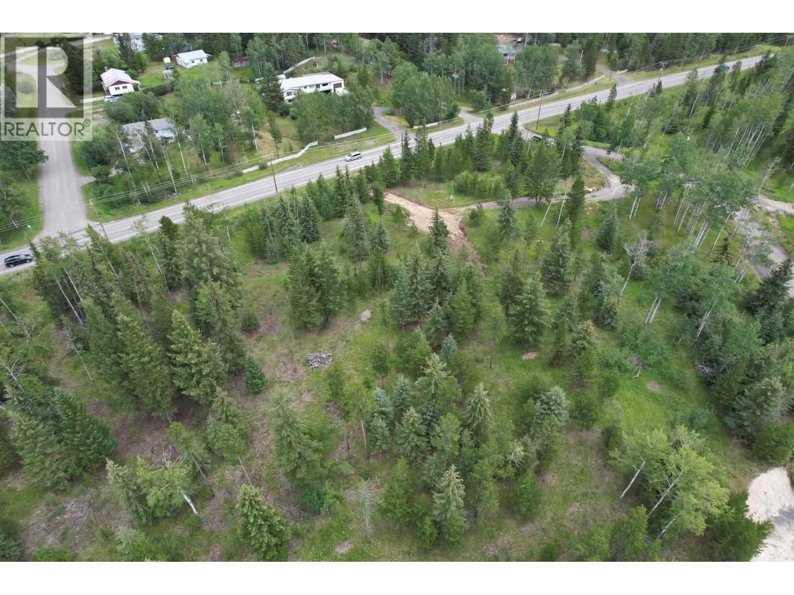 5680 HORSE LAKE ROAD, 100 Mile House