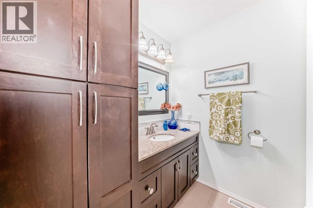 Single Family House for Sale in  Edgewood Rise NW Edgemont Calgary 