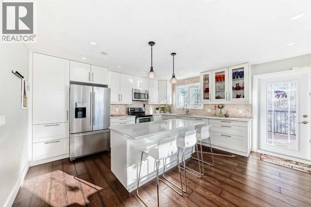 Single Family House for Sale in  Edgewood Rise NW Edgemont Calgary 