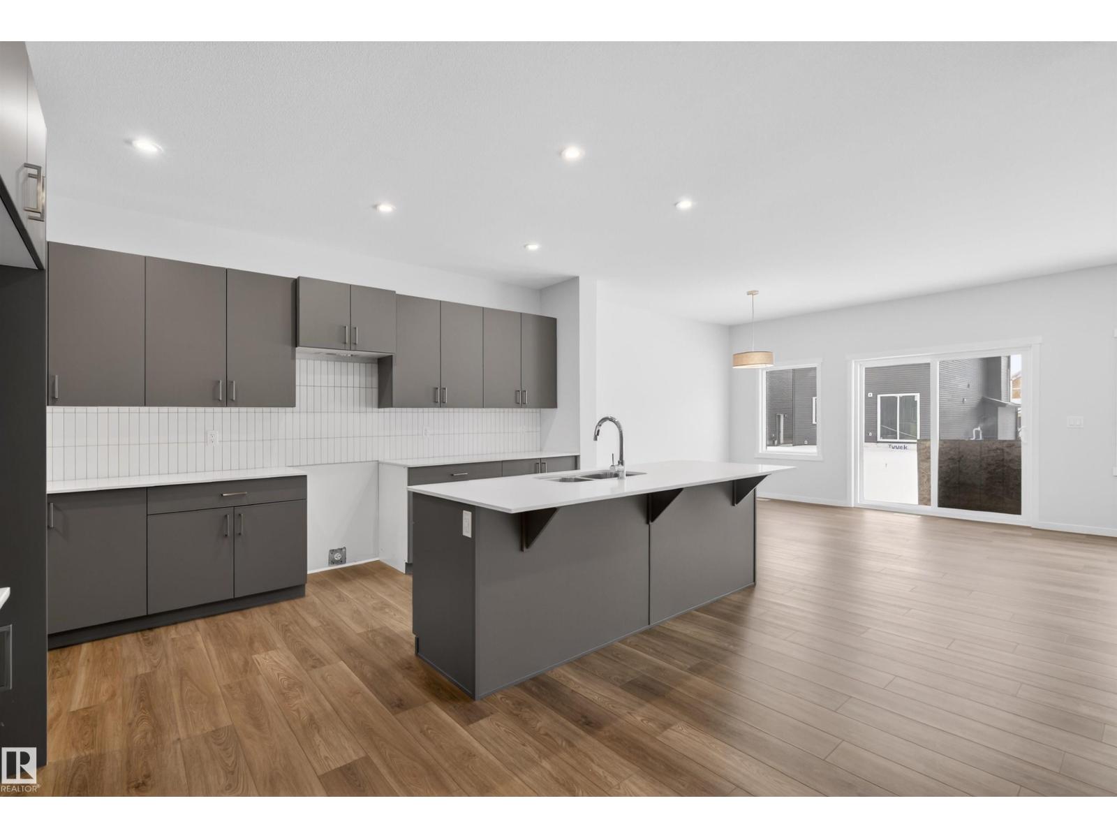 17 REDPOLL WD, St. Albert