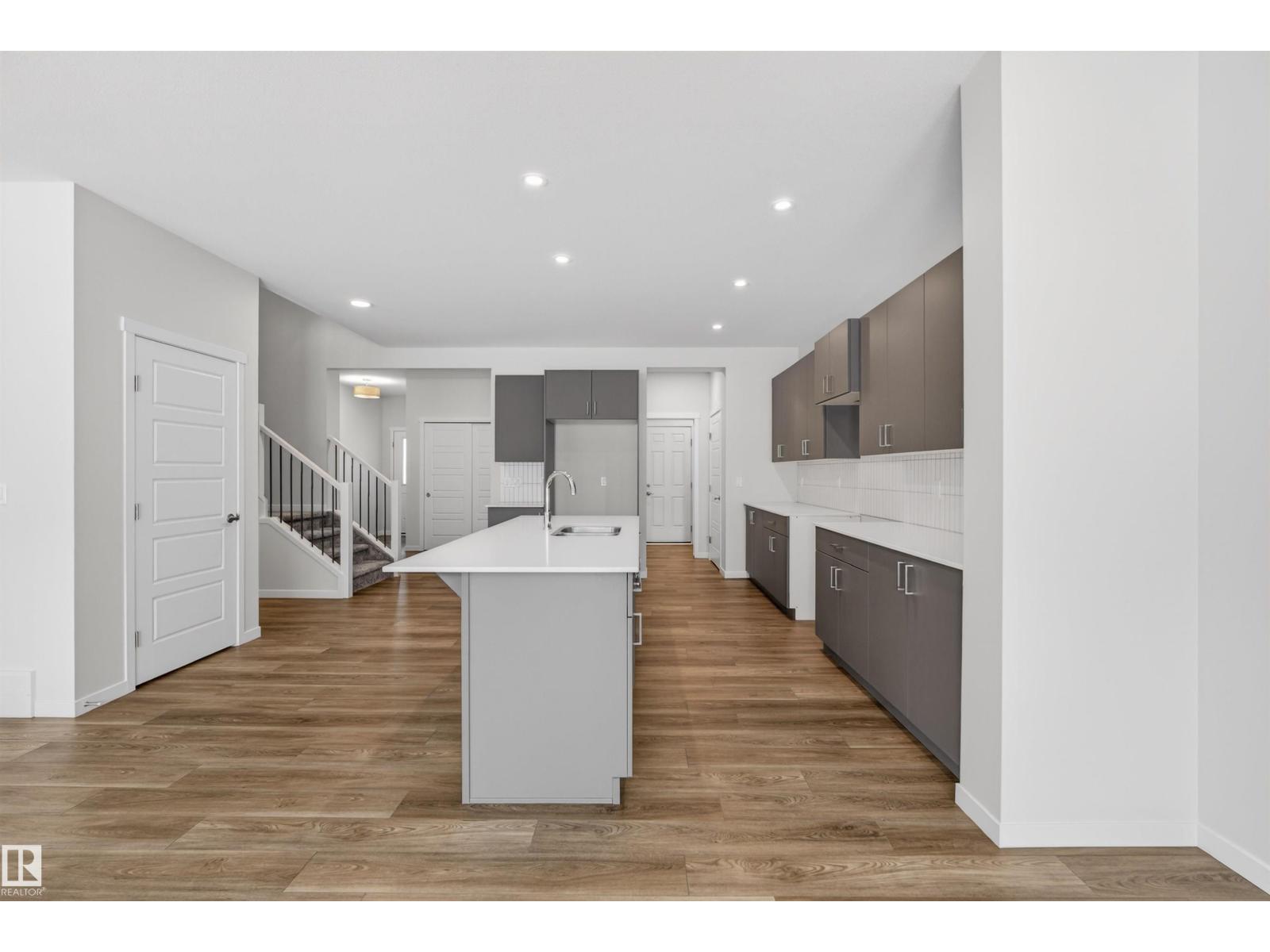 17 REDPOLL WD, St. Albert