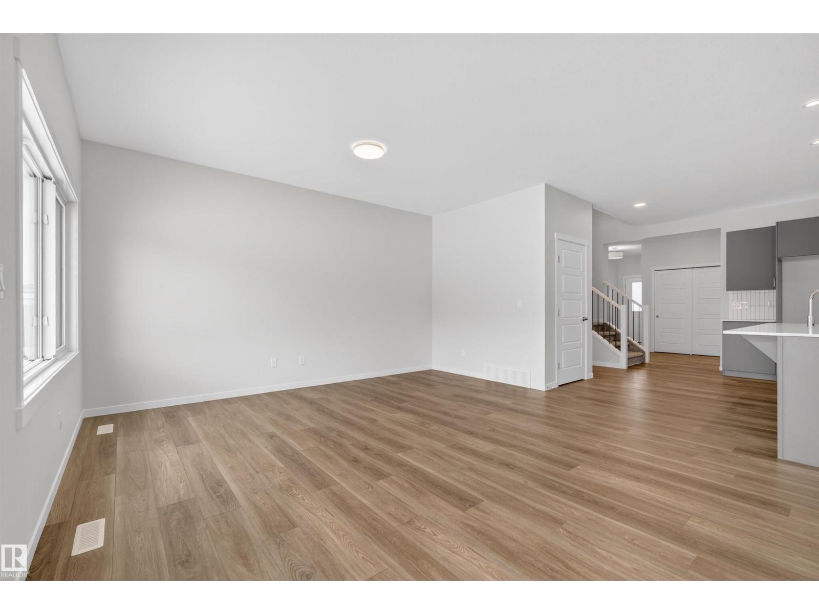 17 REDPOLL WD, St. Albert