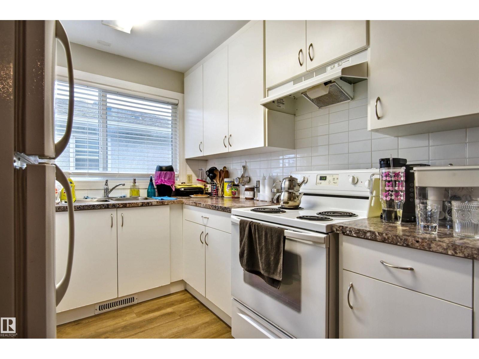 13008-13010 102 ST NW, Edmonton