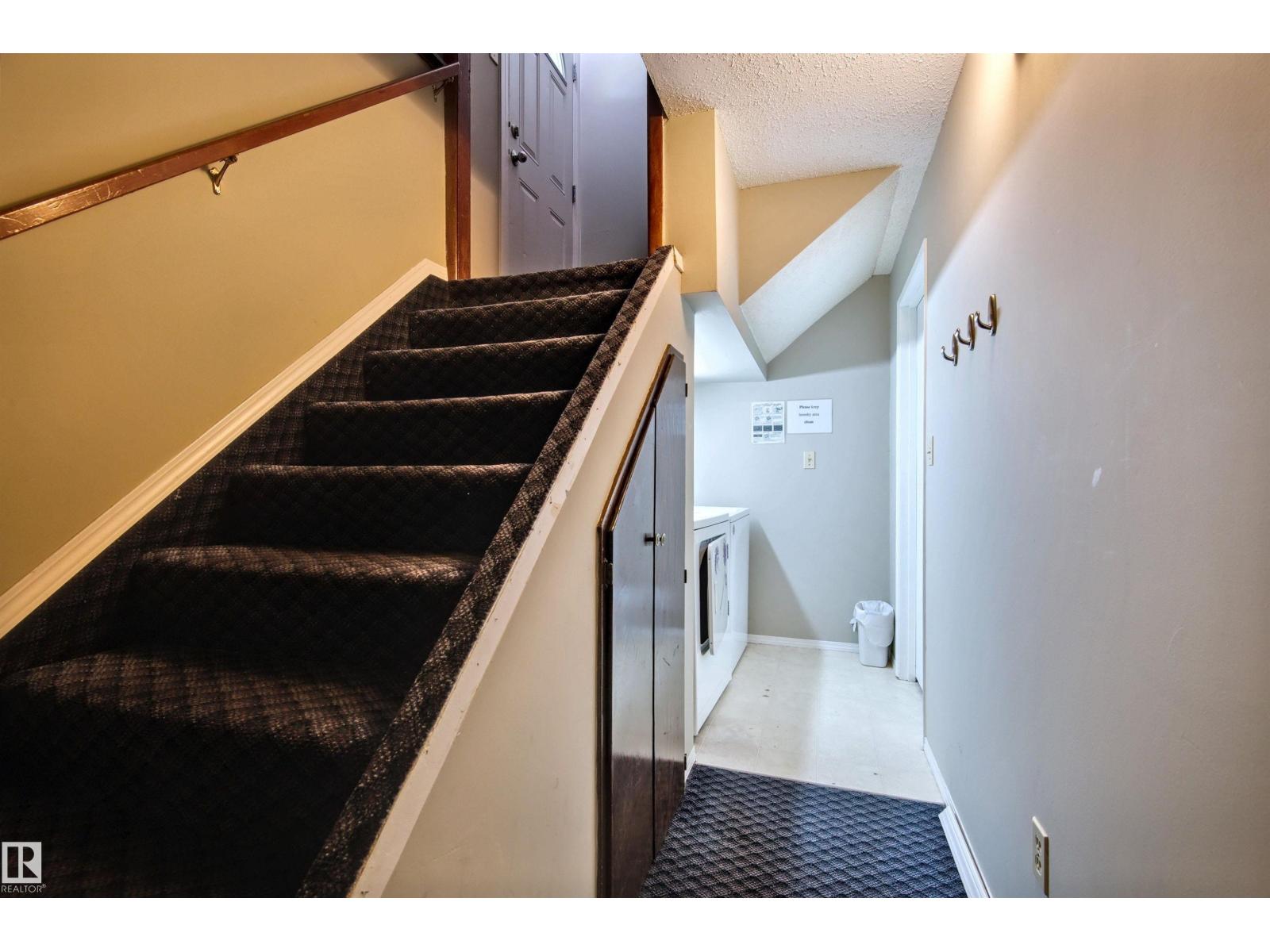 13008-13010 102 ST NW, Edmonton