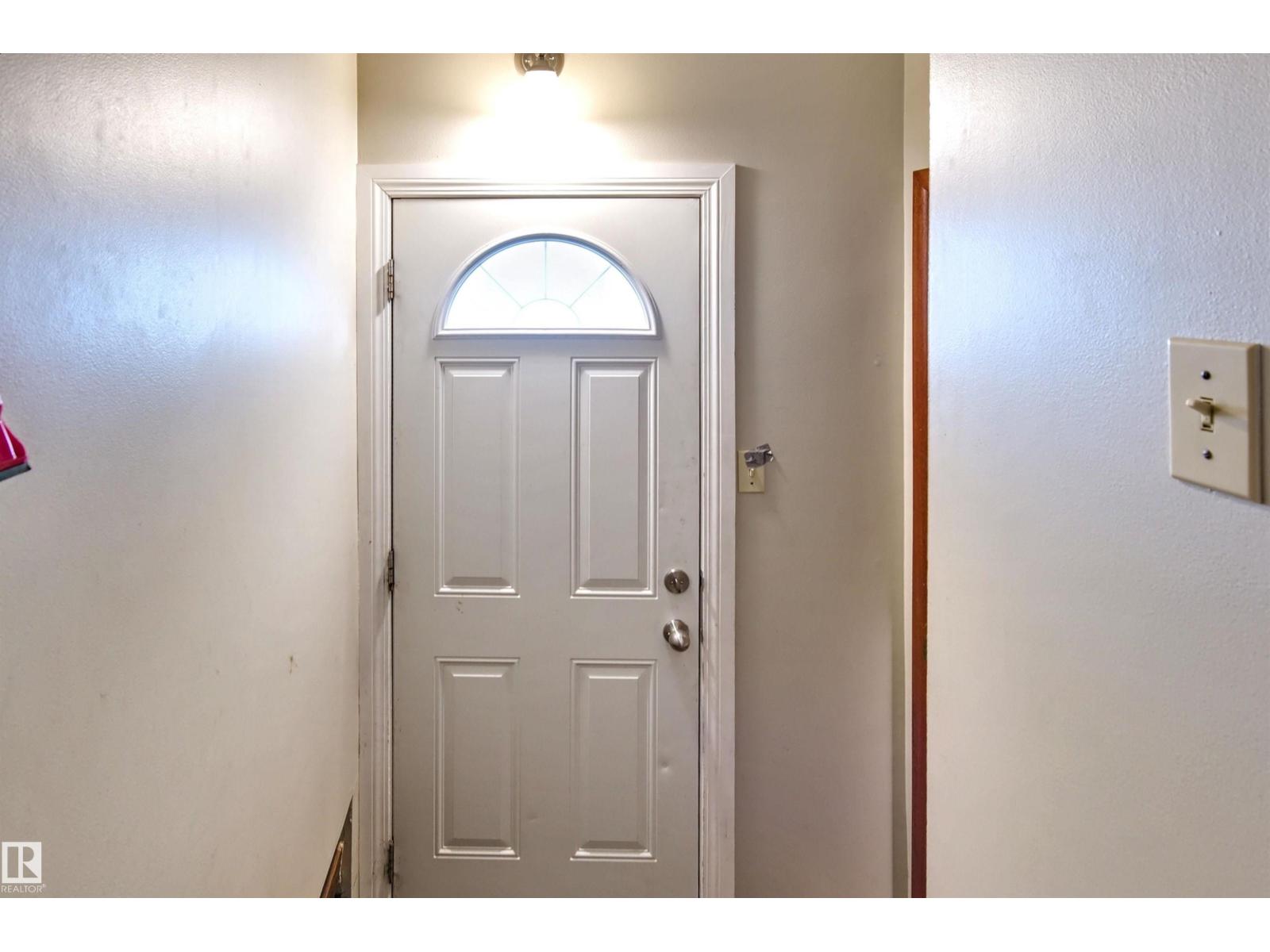 13008-13010 102 ST NW, Edmonton