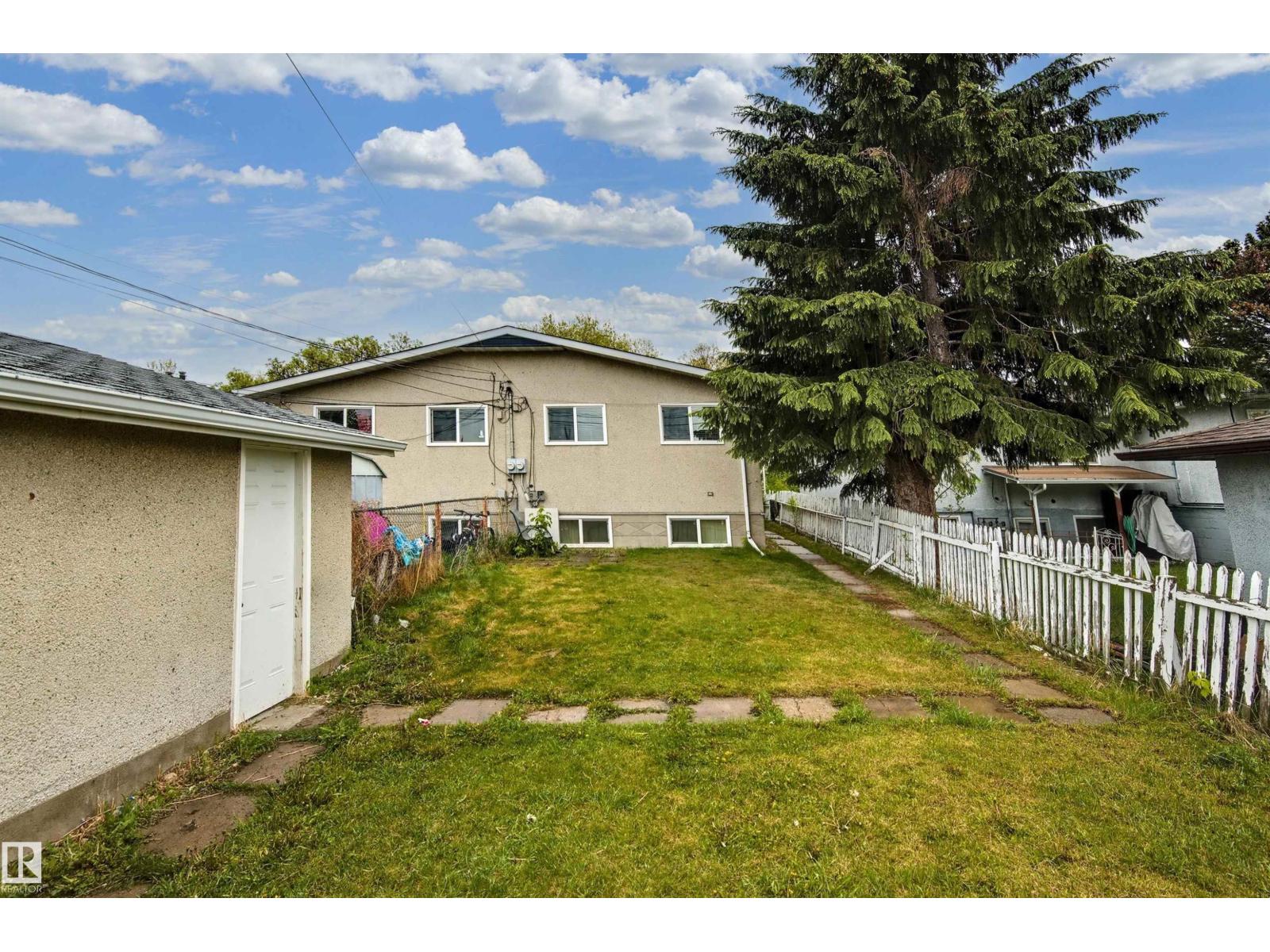 13008-13010 102 ST NW, Edmonton