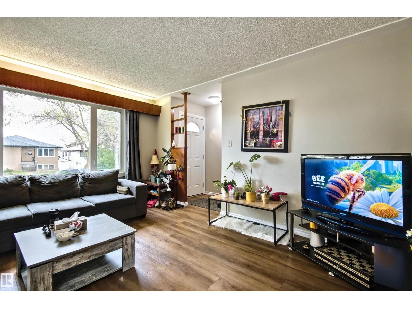13008-13010 102 ST NW, Edmonton