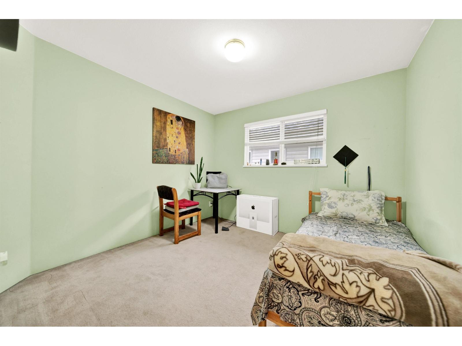 18556 65 AVENUE, Surrey