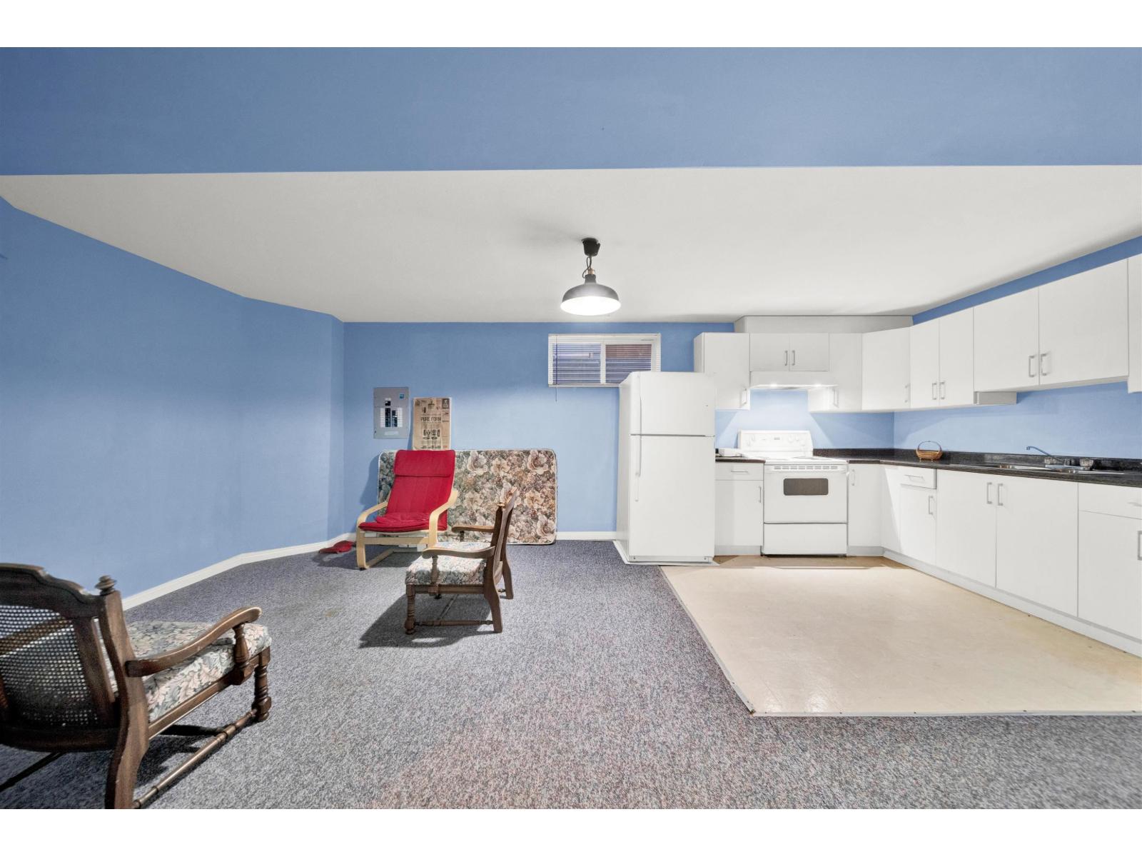 18556 65 AVENUE, Surrey