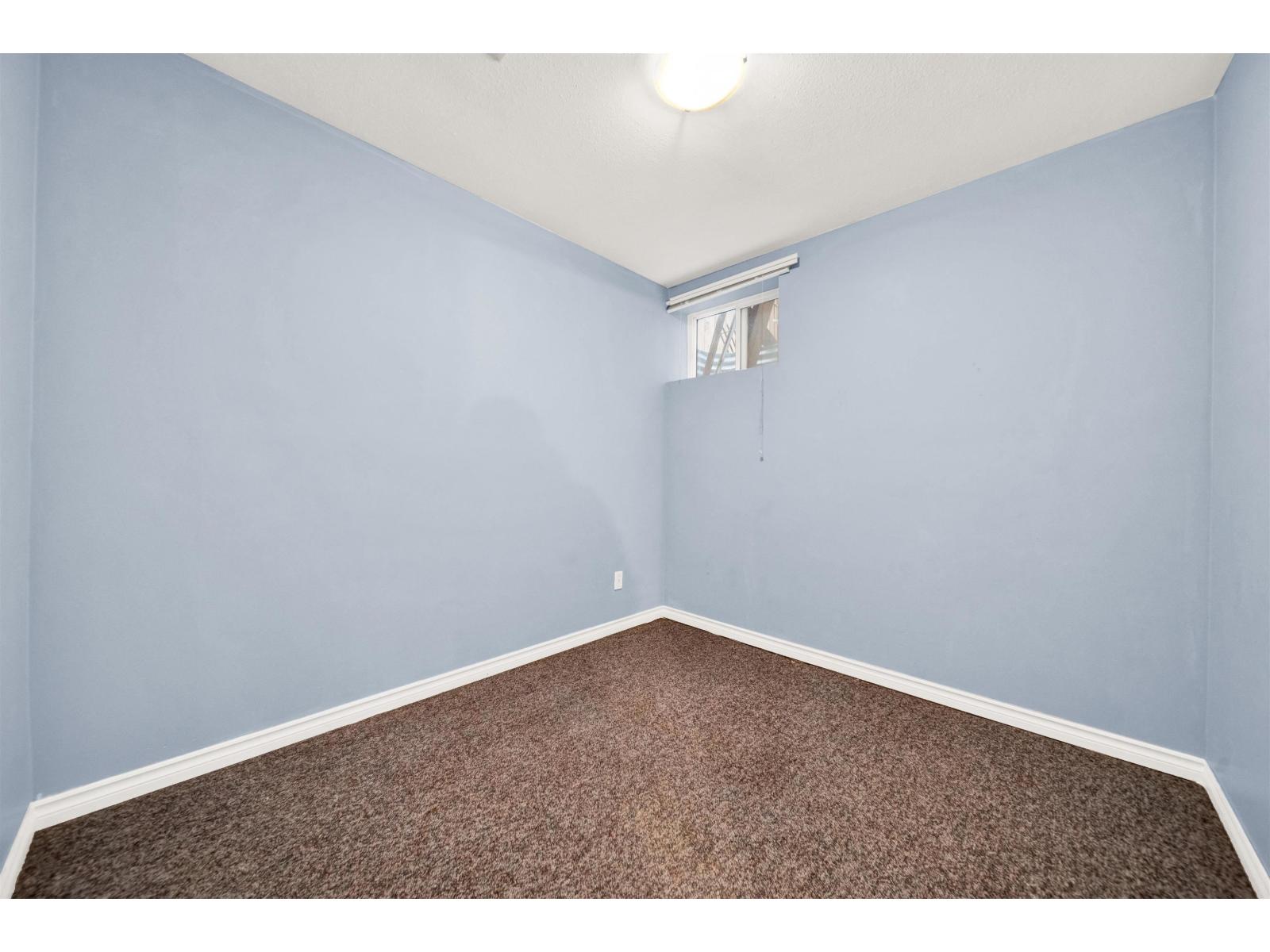 18556 65 AVENUE, Surrey