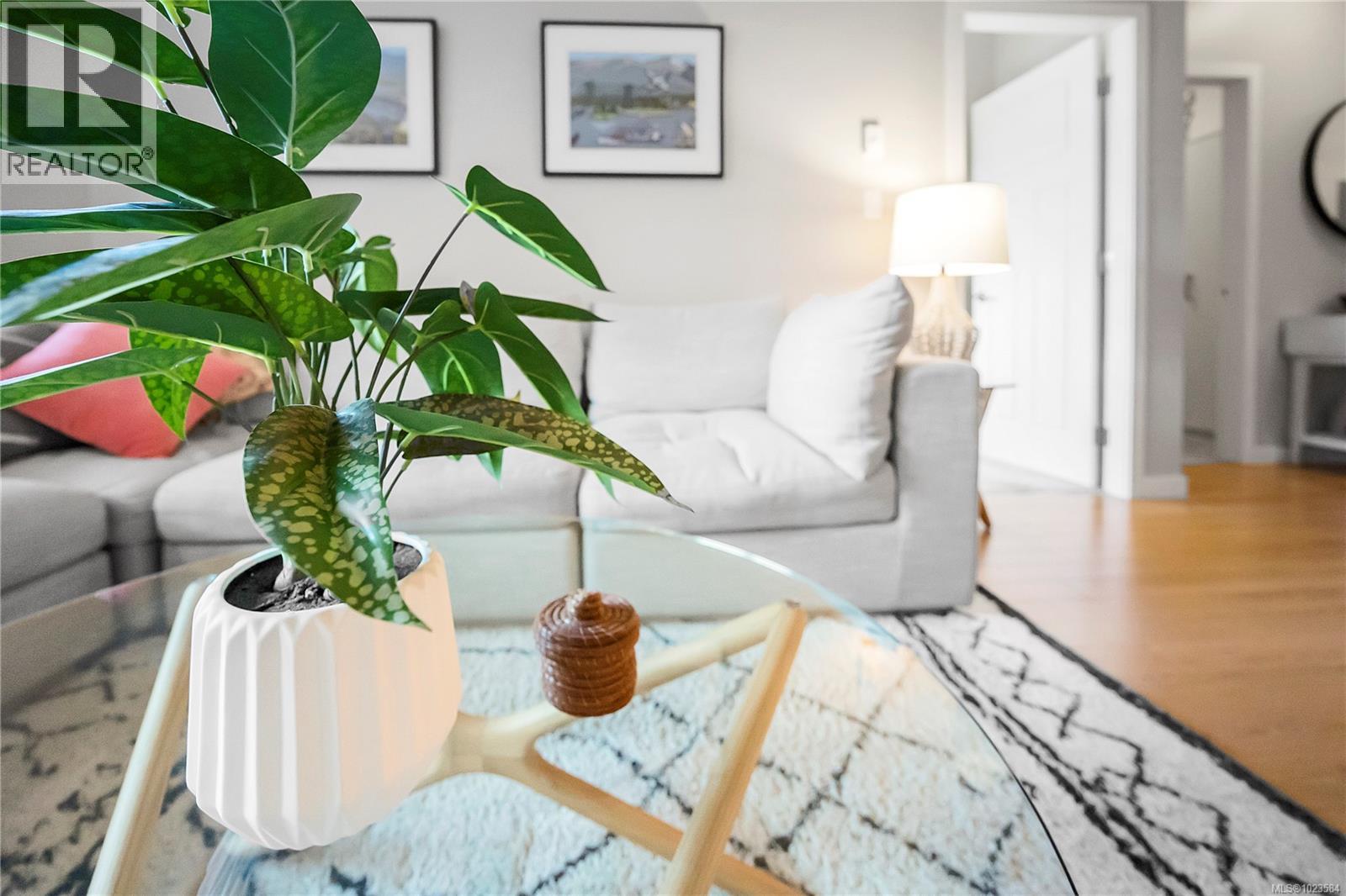 315 99 Chapel St, Nanaimo