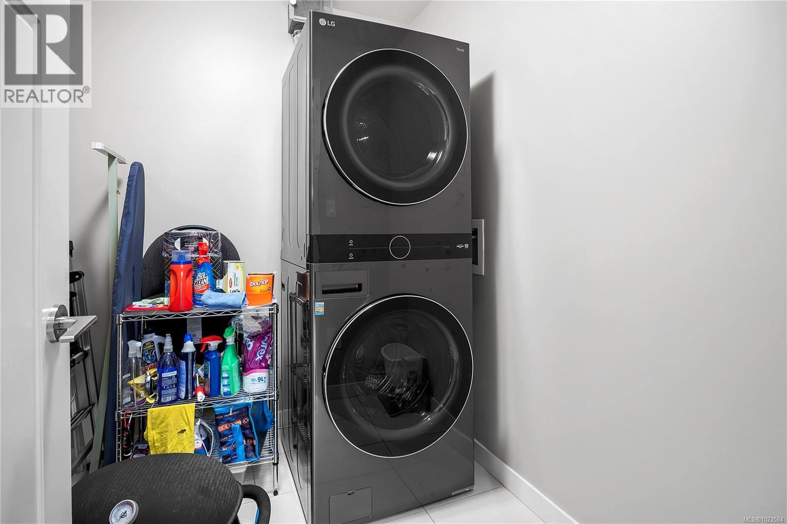 315 99 Chapel St, Nanaimo