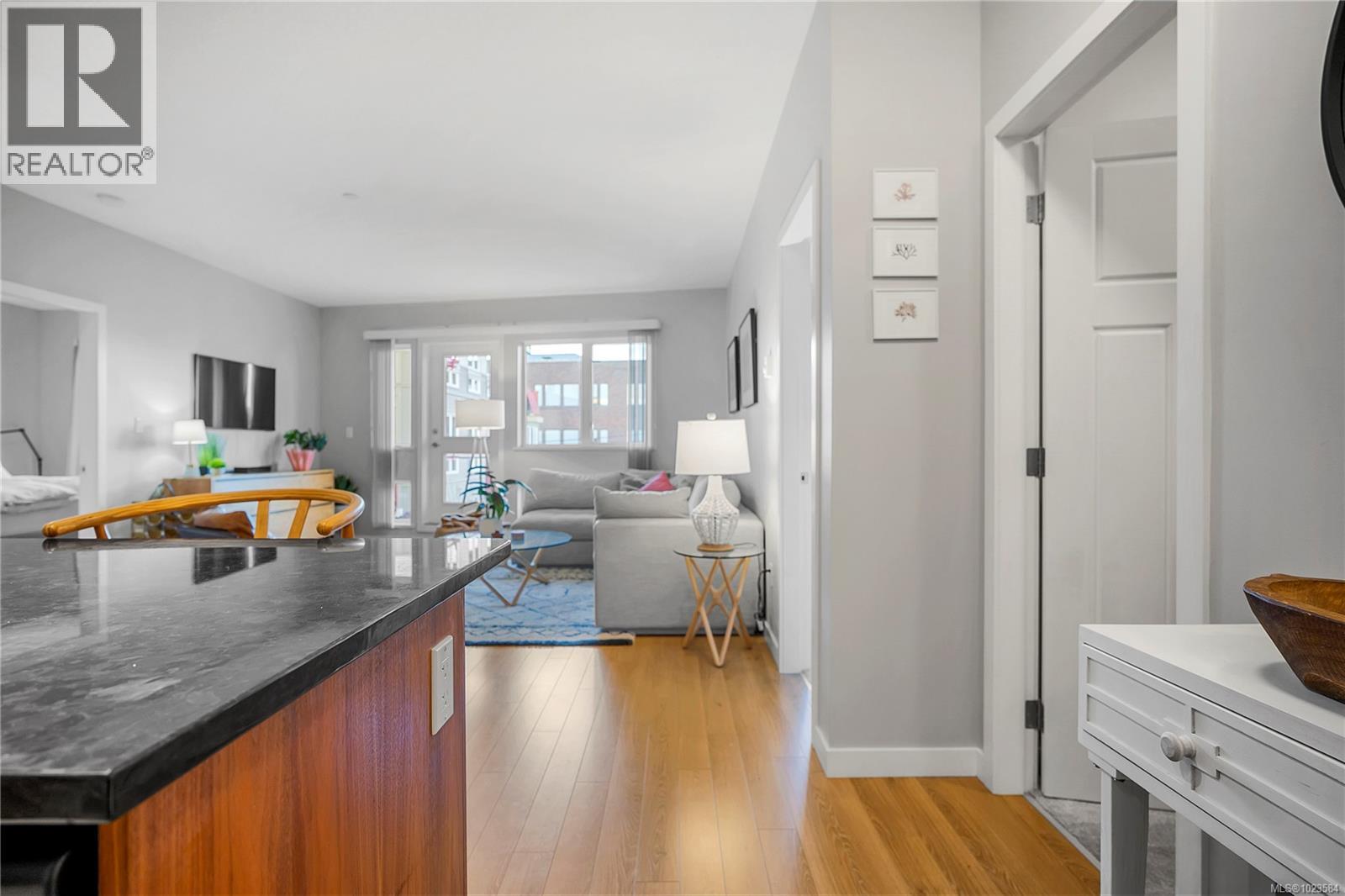 315 99 Chapel St, Nanaimo