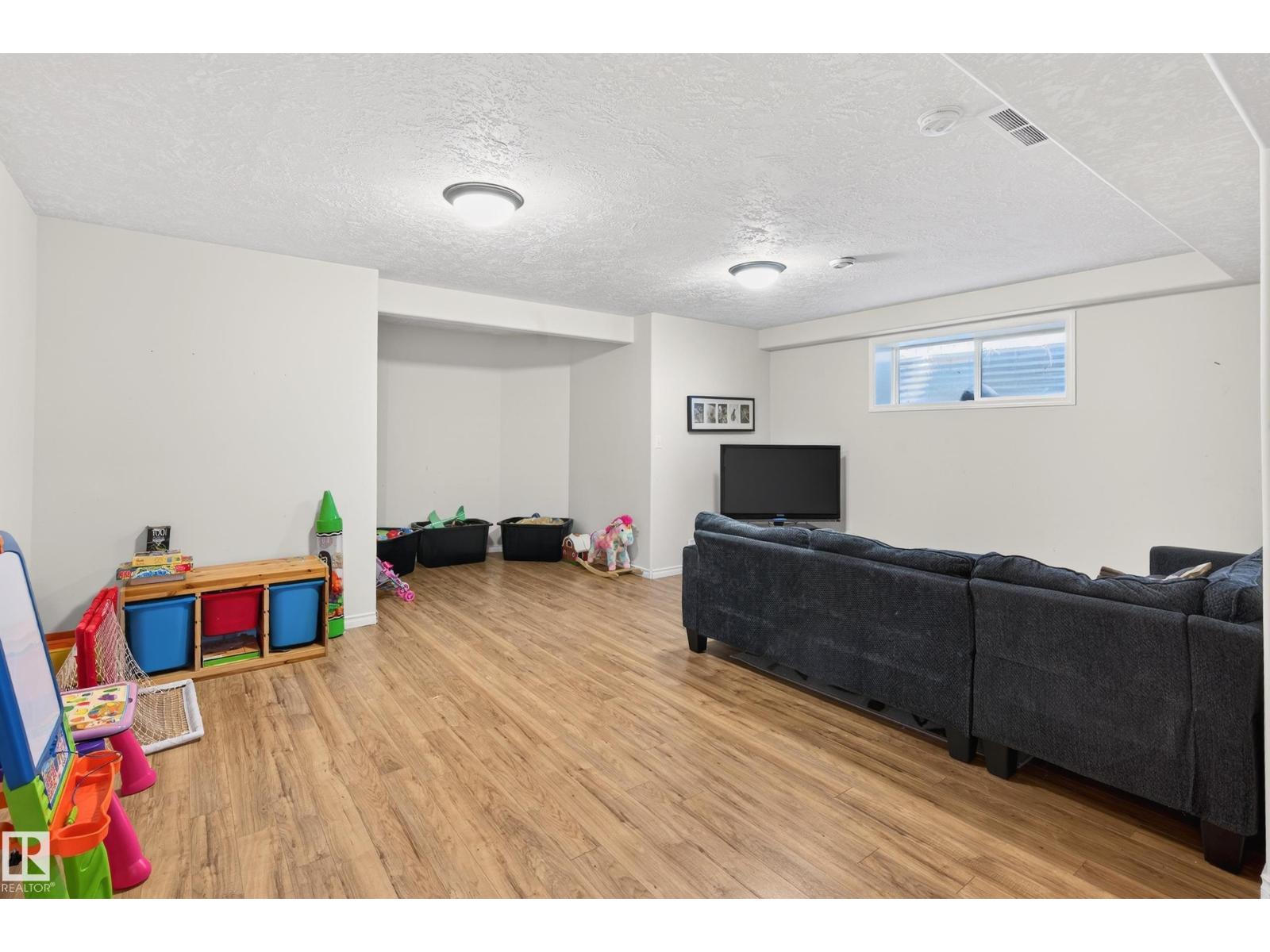 24 OLMSTEAD CO, St. Albert