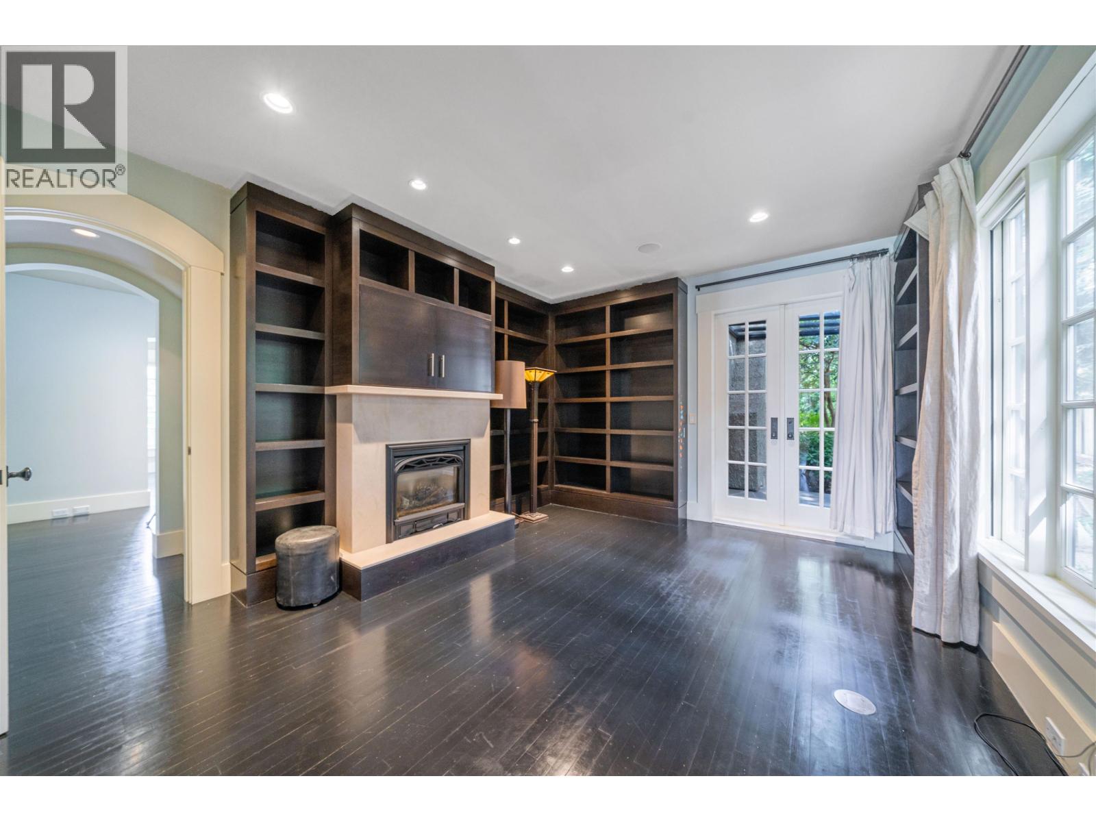 1610 WESBROOK CRESCENT, Vancouver