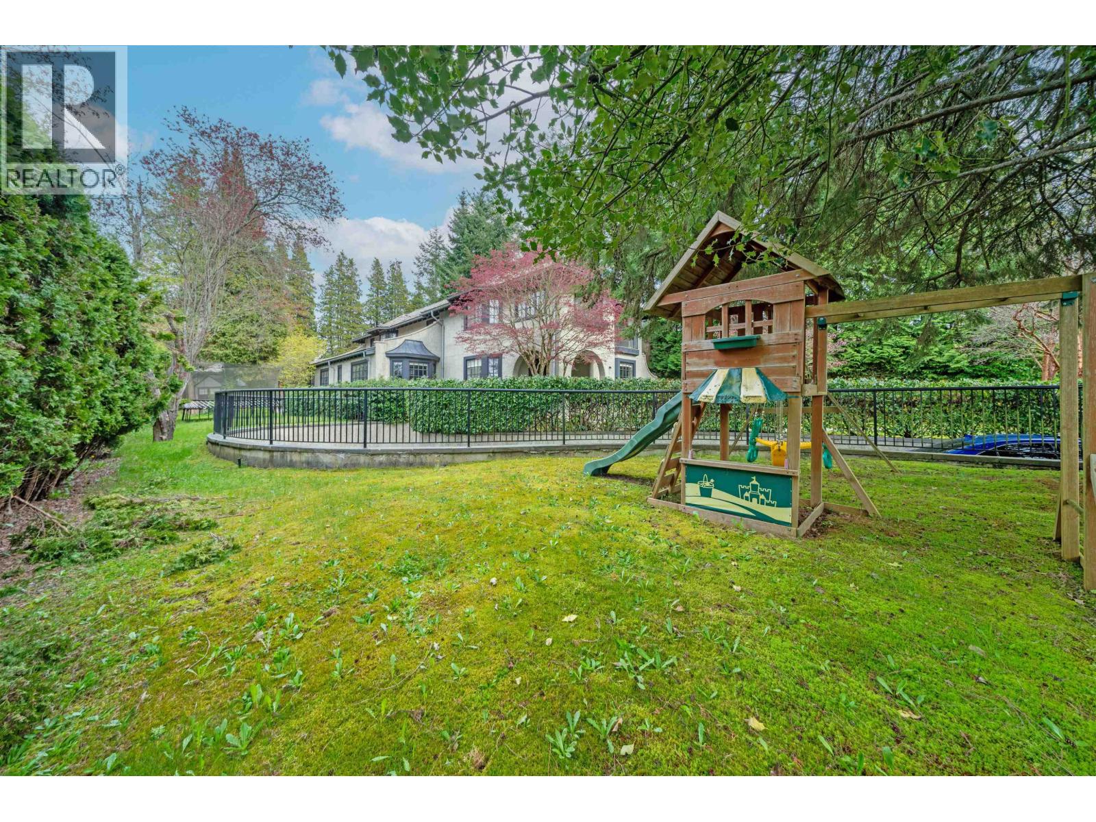 1610 WESBROOK CRESCENT, Vancouver