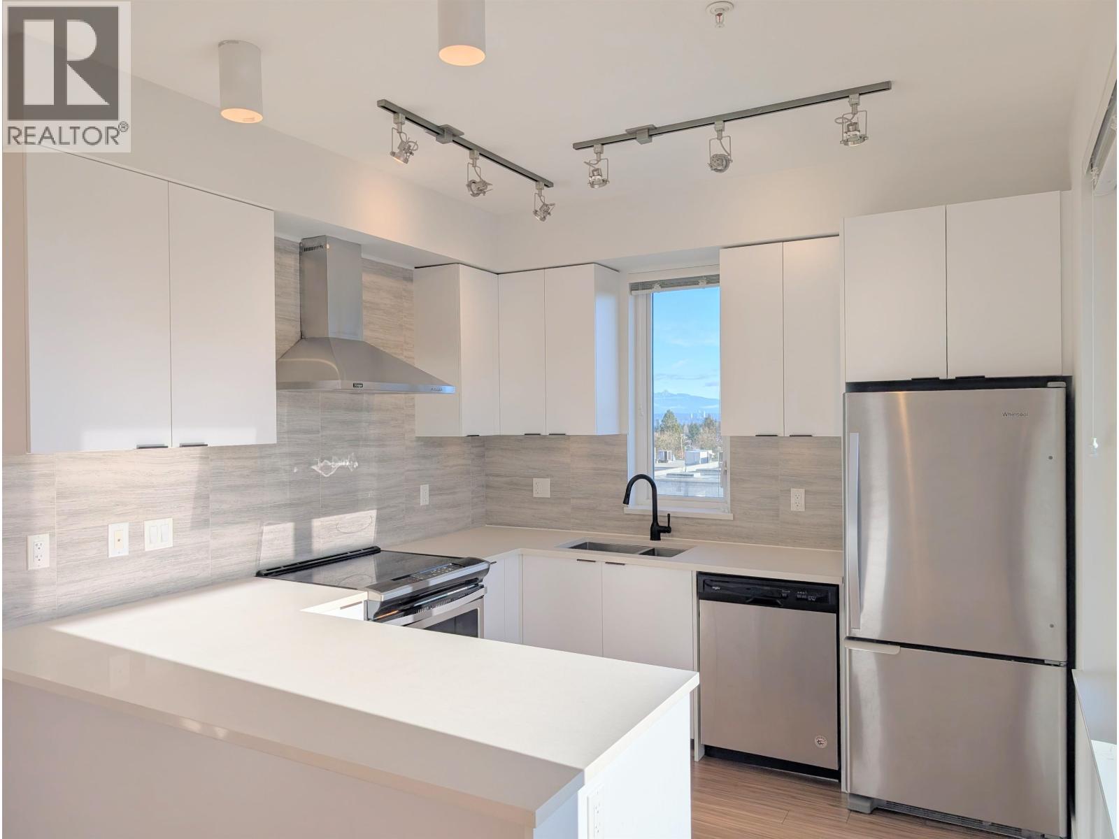 PH15 5355 LANE Street - photo 2