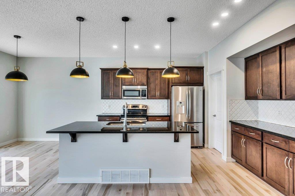 237 SHEPPARD CI, Leduc