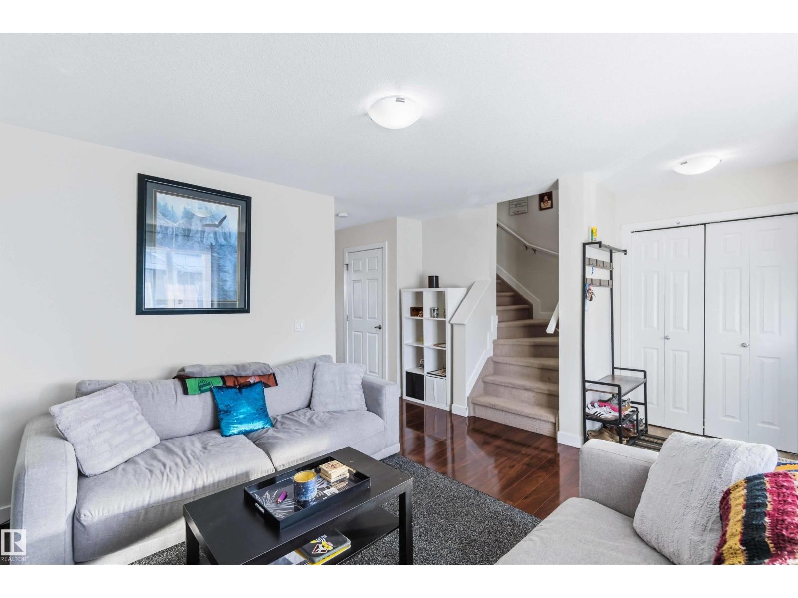 #4 500 GROVE DR, Spruce Grove