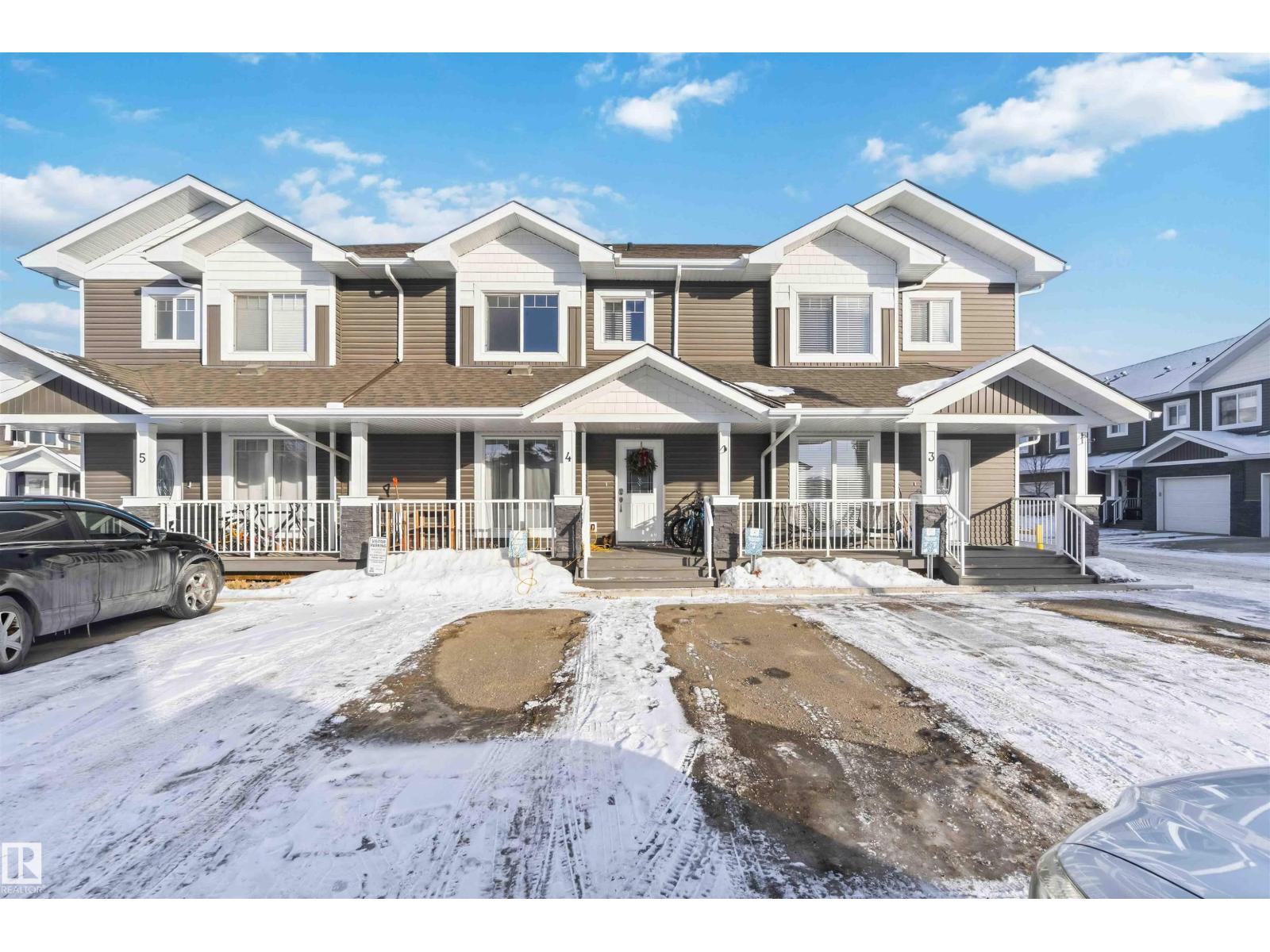 #4 500 GROVE DR, Spruce Grove