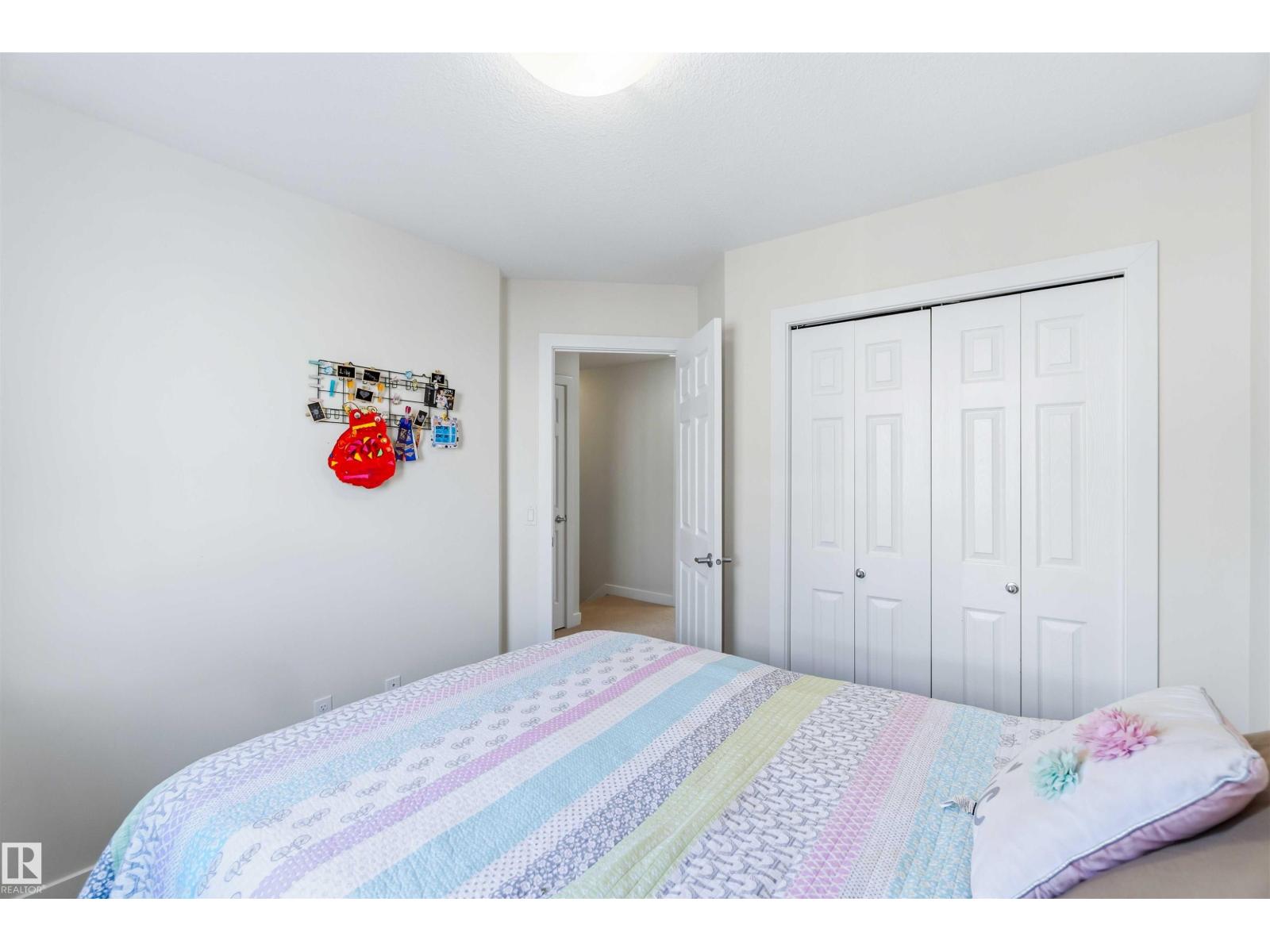 #4 500 GROVE DR, Spruce Grove