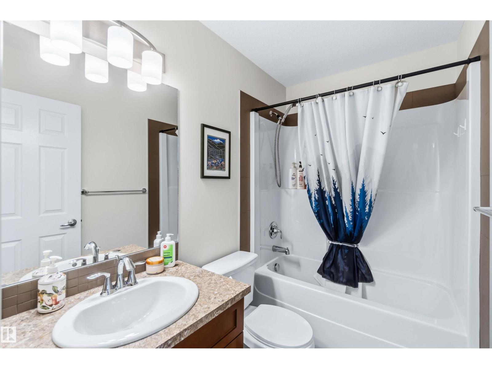 #4 500 GROVE DR, Spruce Grove