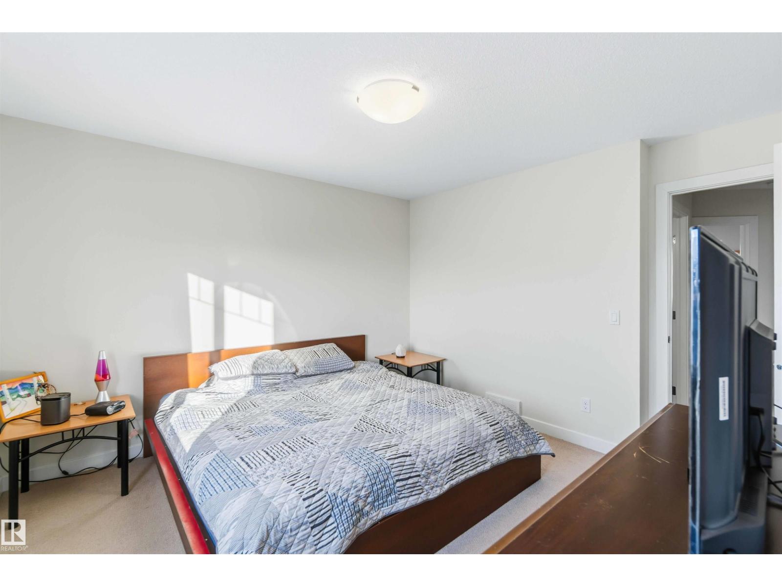 #4 500 GROVE DR, Spruce Grove