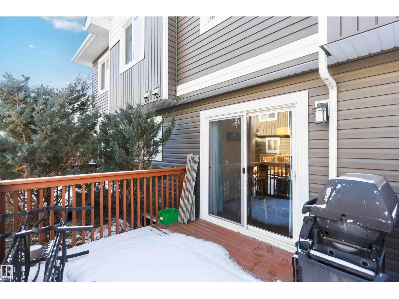 #4 500 GROVE DR, Spruce Grove